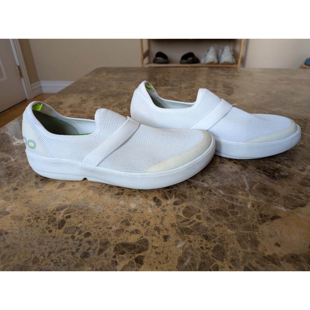 OOFOS OOmg Low Shoes Womens 9.5 White Mesh Slip On Recovery Walking Comfort